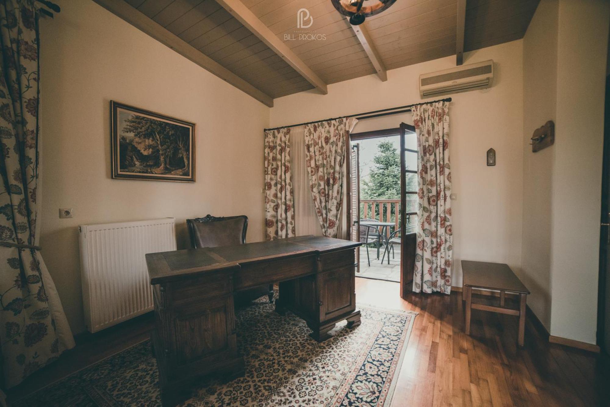 Bourazani Wild Life Resort Konitsa Room photo